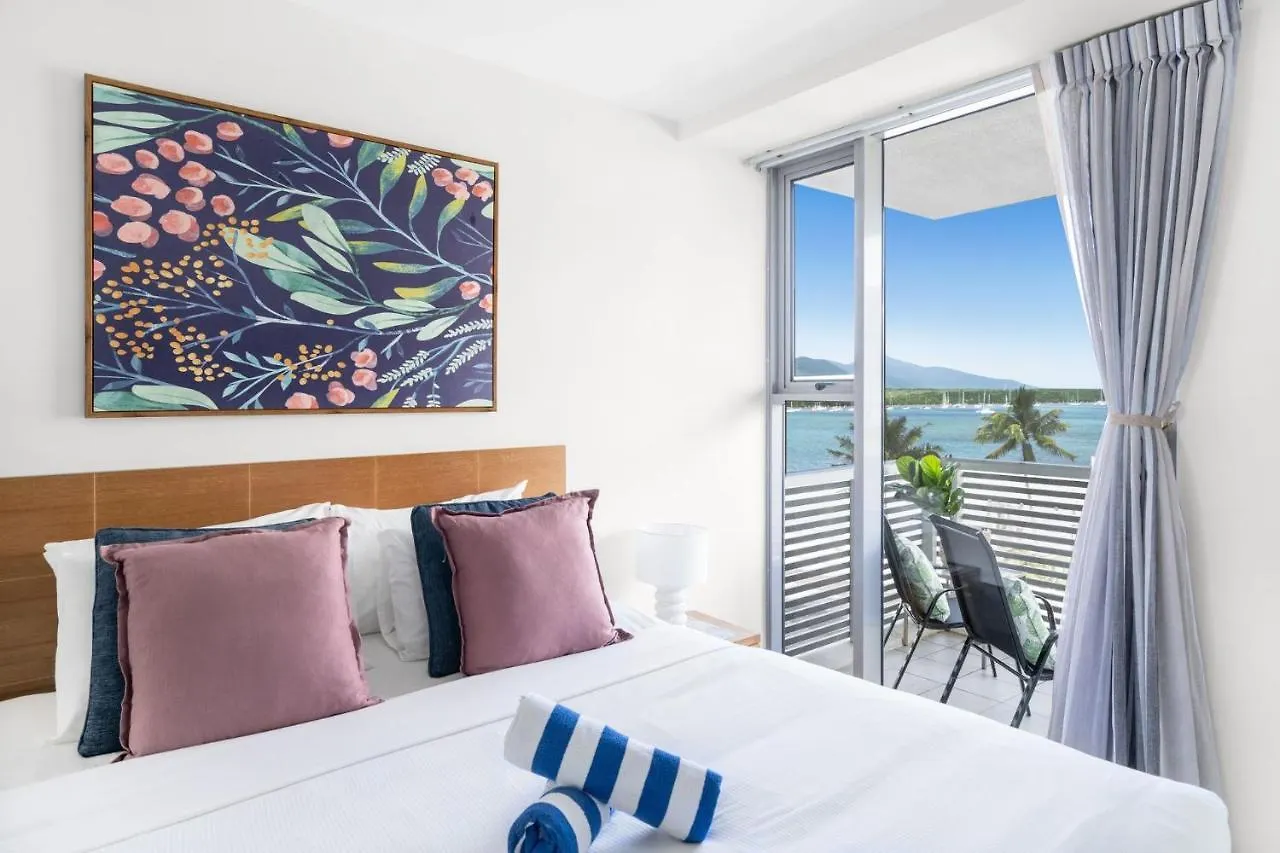 Belle Escapes Harbour Lights Waterfront Apartment 501-502 Cairns