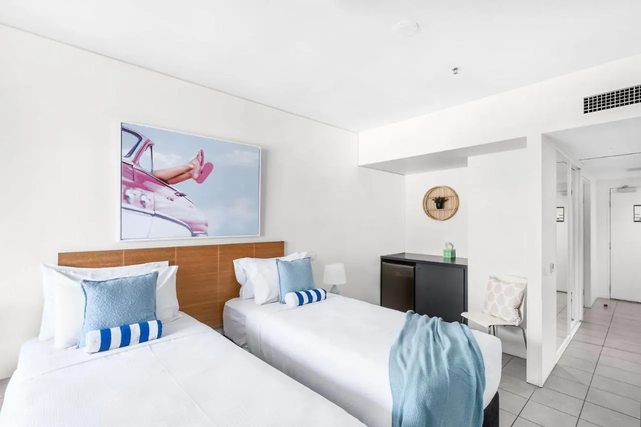 Belle Escapes Harbour Lights Waterfront Apartment 501-502 Cairns 0*,